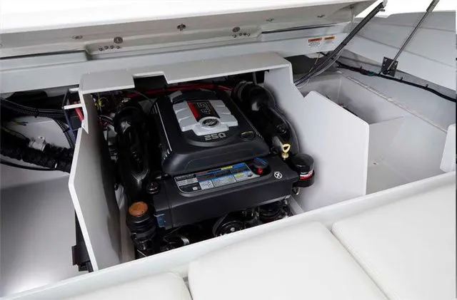 Slide: The Image of Crownline Boats 200 SS 2024 - 8