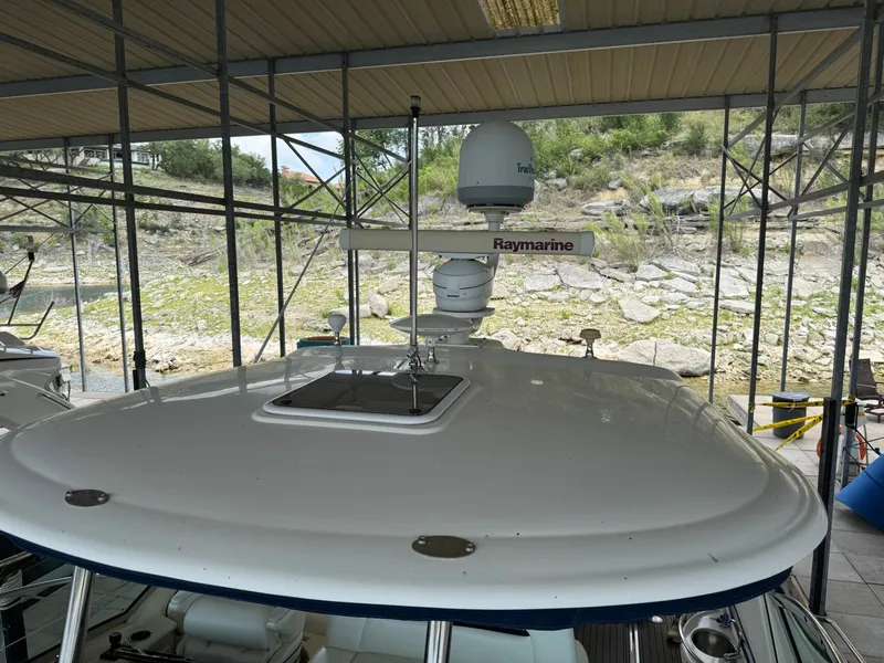 Slide: The Image of 2008 Sea Ray 44 Sundancer with Raymarine equipment in dock. - 17