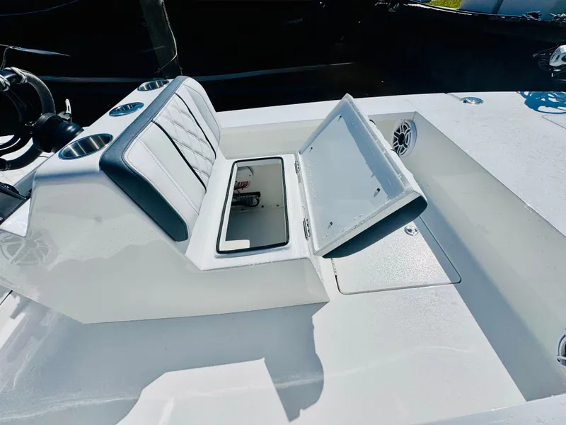 Slide: The Image of Vtech 18' Flats boat with open storage compartment, year 2027. - 23