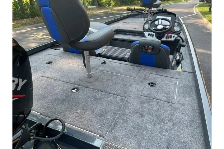 Slide: The Image of 2026 Ranger RT178 boat interior with seating and control panel, featuring gray and blue upholstery. - 10
