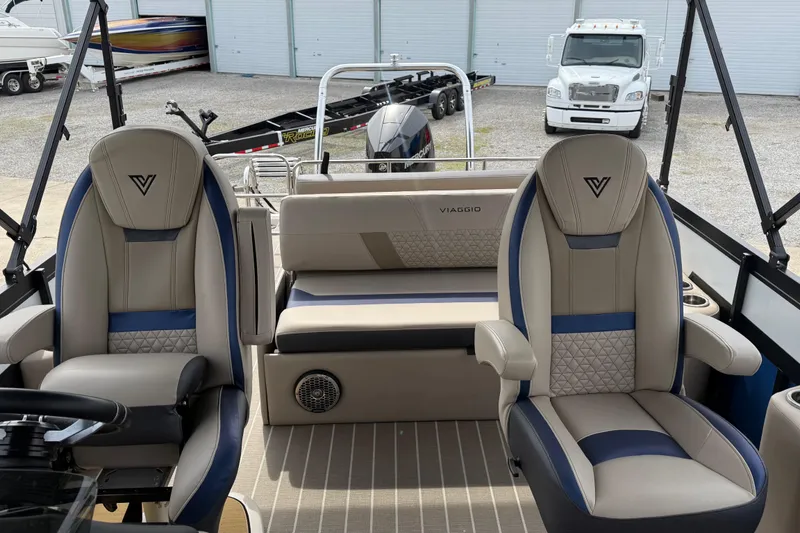 Slide: The Image of Interior of 2022 Viaggio Diamante S 26 boat with luxury seating and modern design. - 10