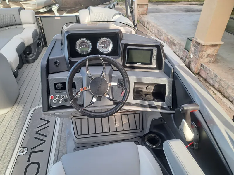 Slide: The Image of Interior view of 2025 Avalon Catalina Quad Lounge boat. - 17
