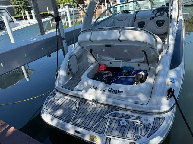 Slide: The Image of Crownline Boats 270 CR 2005 - 18
