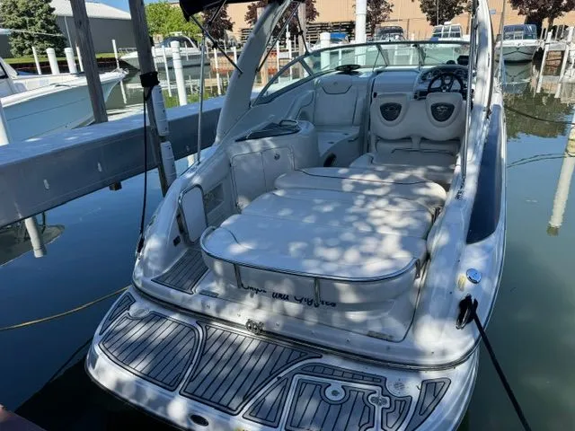 Slide: The Image of Crownline Boats 270 CR 2005 - 20