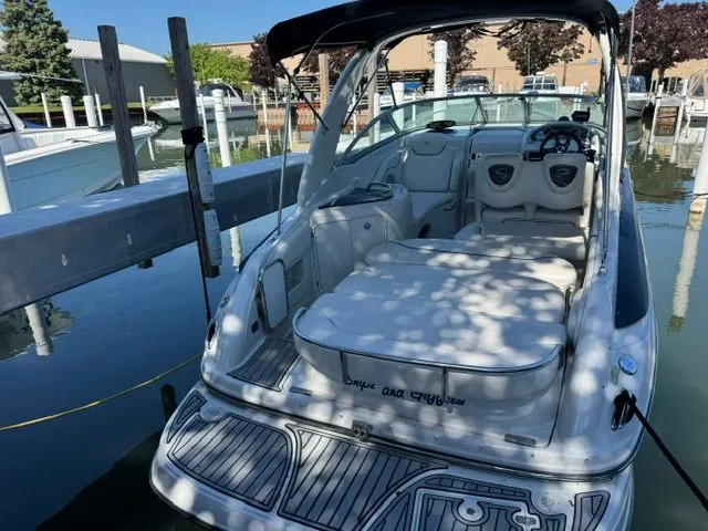Slide: The Image of Crownline Boats 270 CR 2005 - 21