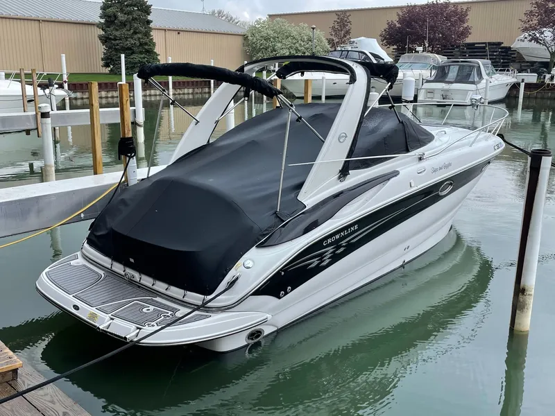 Slide: The Image of Crownline Boats 270 CR 2005 - 3
