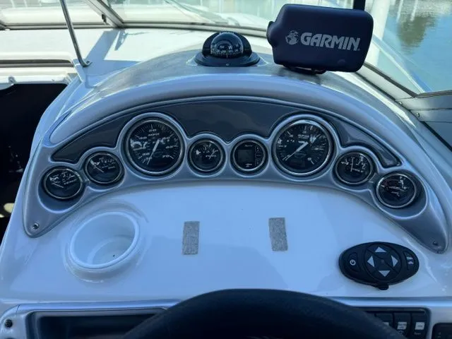 Slide: The Image of Crownline Boats 270 CR 2005 - 31