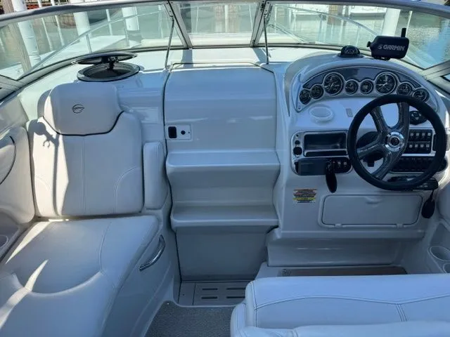 Slide: The Image of Crownline Boats 270 CR 2005 - 34