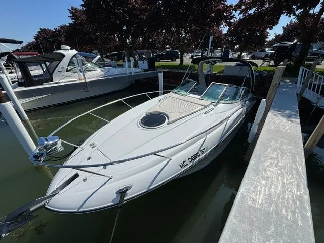 Slide: The Image of Crownline Boats 270 CR 2005 - 8