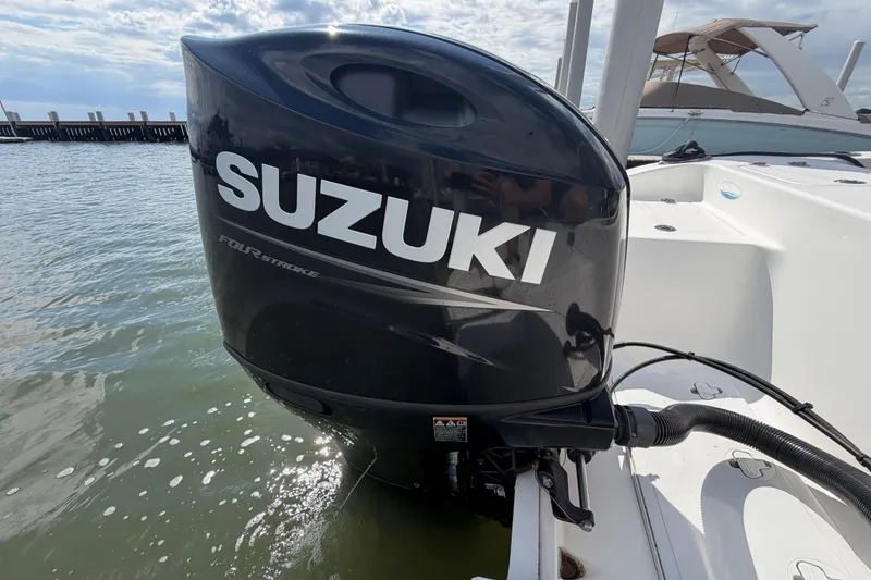 Slide: The Image of Suzuki four-stroke engine on 2022 Sea Pro 219 Deep V CC boat. - 29