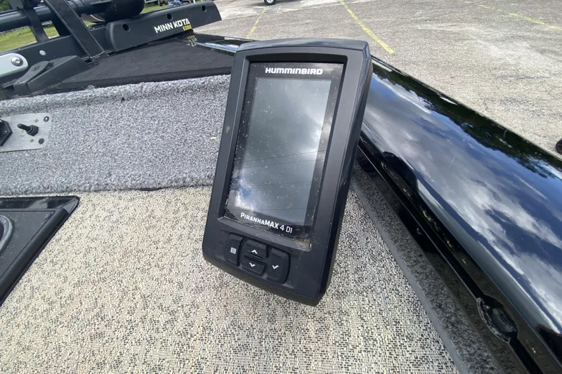 Slide: The Image of Fishfinder on 2020 Tracker Pro Team 175 TXW boat deck, featuring Humminbird PiranhaMAX 4 DI. - 10