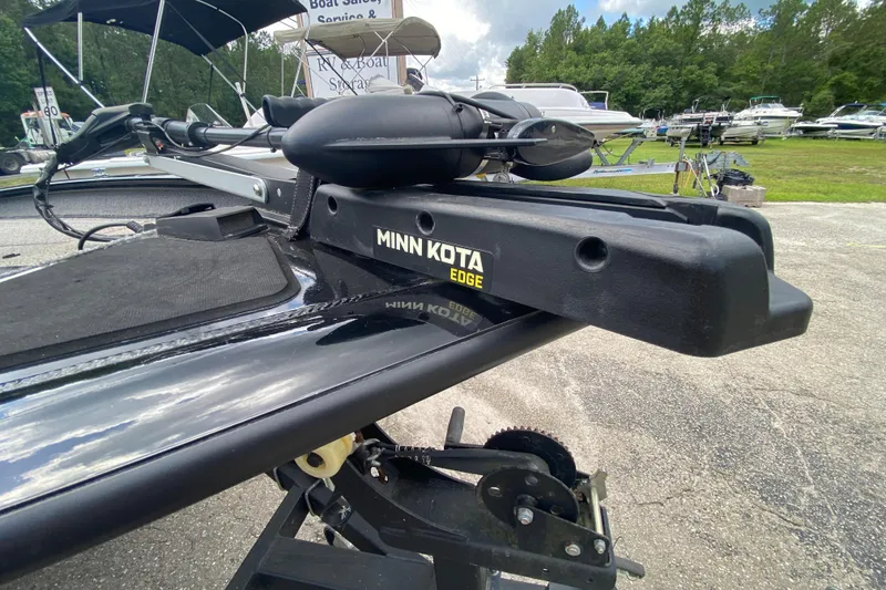 Slide: The Image of 2020 Tracker Pro Team 175 TXW with Minn Kota Edge trolling motor. - 12