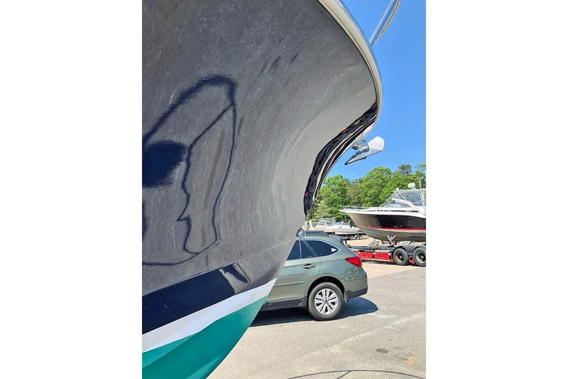 Slide: The Image of THE ENDLESS SUMMER 2003 Hunt Surfhunter 25’ - 12