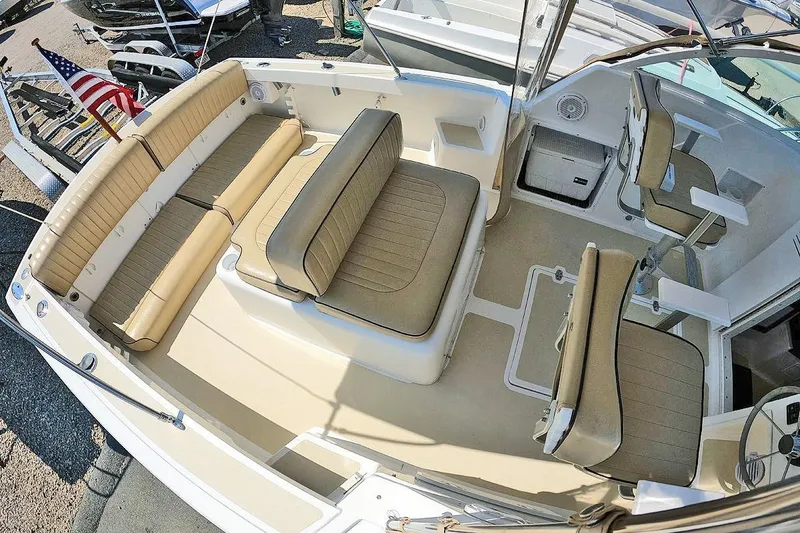 Slide: The Image of THE ENDLESS SUMMER 2003 Hunt Surfhunter 25’ - 16