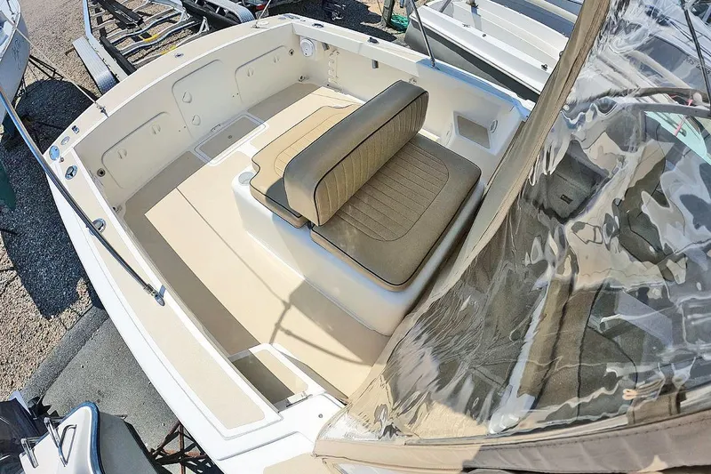 Slide: The Image of THE ENDLESS SUMMER 2003 Hunt Surfhunter 25’ - 17