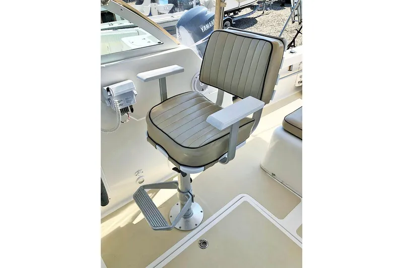 Slide: The Image of THE ENDLESS SUMMER 2003 Hunt Surfhunter 25’ - 4