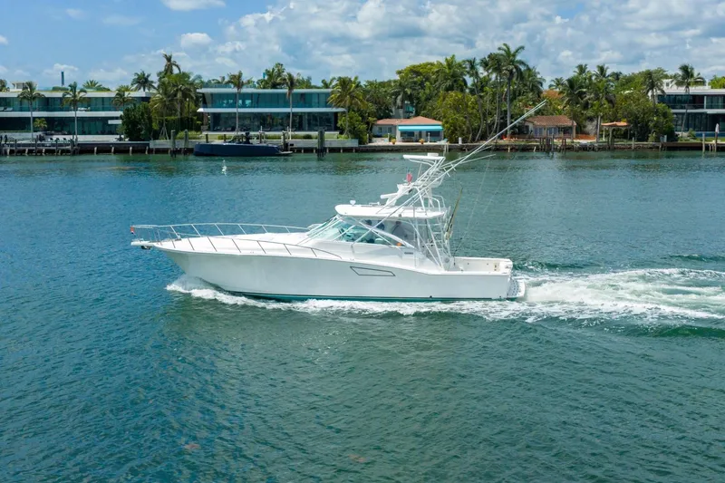 The Image of Cabo 45 Express 2000 - undefined