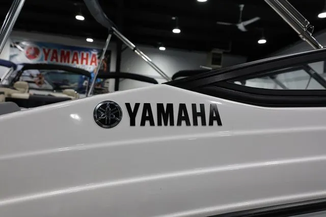 Slide: The Image of Yamaha SX190 2026 - 10
