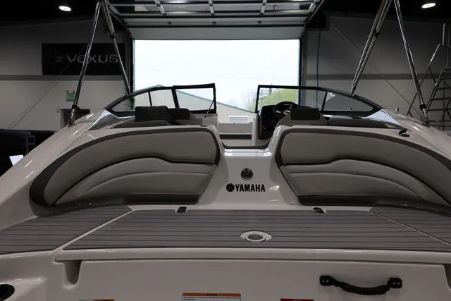 Slide: The Image of Yamaha SX190 2026 - 11