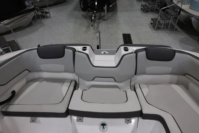 Slide: The Image of Yamaha SX190 2026 - 17