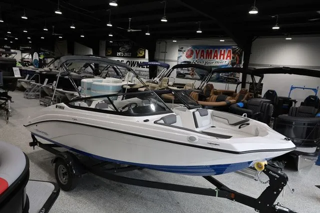 Slide: The Image of Yamaha SX190 2026 - 8