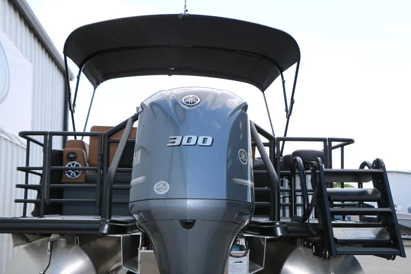 Slide: The Image of 2026 Sylvan L3 DLZ Bar Platinum Edition Tri-Toon with Yamaha 300 engine. - 10