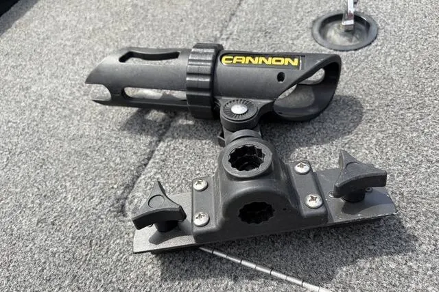 Slide: The Image of Rod holder on 2020 Tracker Pro Deep V-16 boat deck. - 20