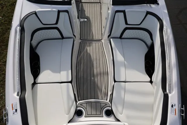 Slide: The Image of Yamaha 252SD 2026 - 14