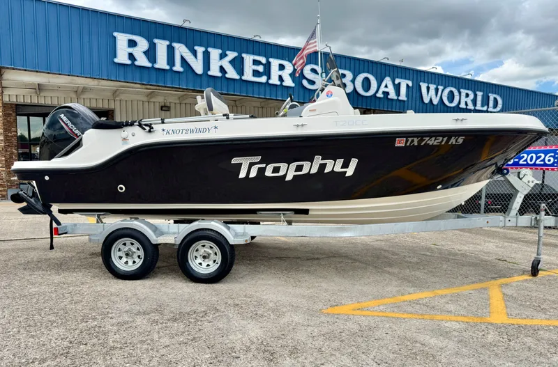 The Image of Bayliner Trophy 2022 - 1