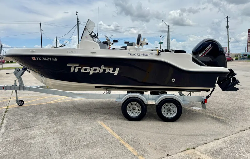Slide: The Image of Bayliner Trophy 2022 - 3
