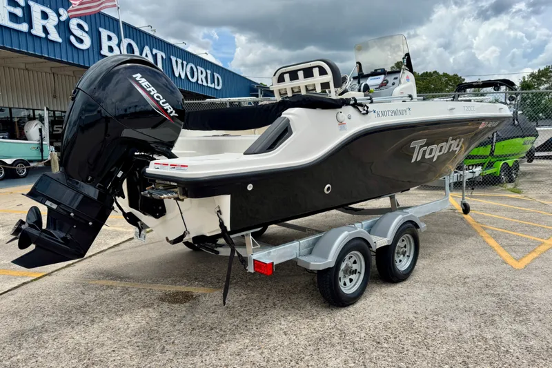 Slide: The Image of Bayliner Trophy 2022 - 7