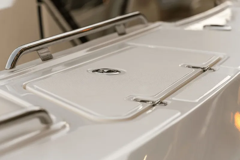 Slide: The Image of Boston Whaler 380 Realm 2024 - 64