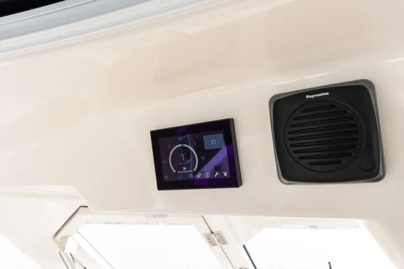 Slide: The Image of Boston Whaler 380 Realm 2024 - 85