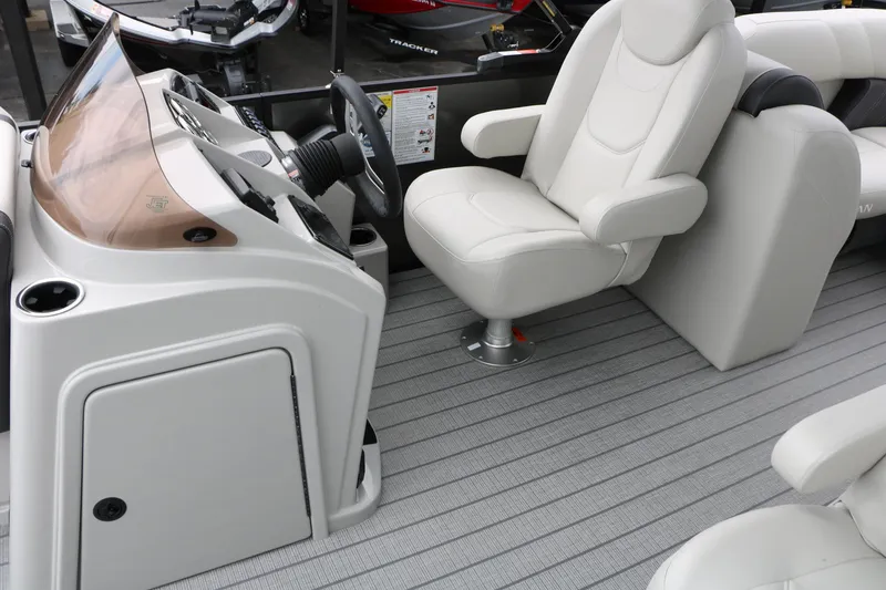 Slide: The Image of Captain's seat and helm of 2026 Sylvan Mirage 822 LZ pontoon boat. - 22