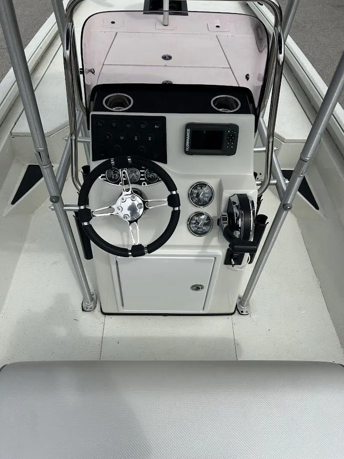 Slide: The Image of Ranger RB200 2020 boat console with steering wheel and instruments. - 7
