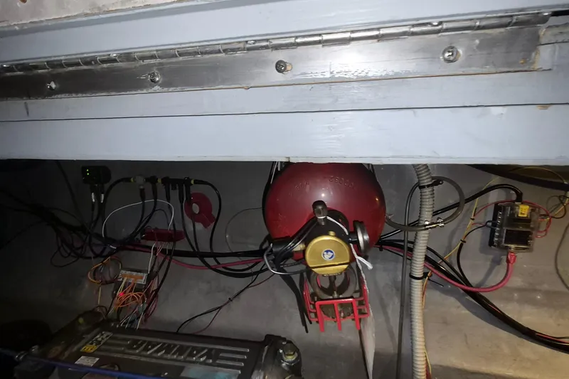 Slide: The Image of Engine room of 2009 Endeavour 40 Skylounge with wiring and equipment. - 24