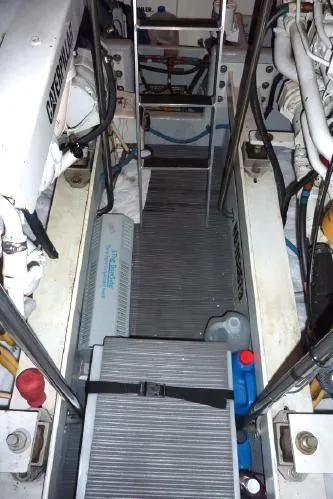 Slide: The Image of Engine room of 2005 Silverton 39 Motor Yacht with technical details. - 28