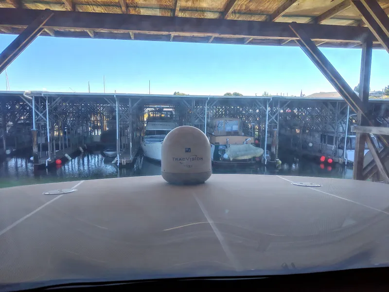 Slide: The Image of 2005 Silverton 39 Motor Yacht in covered marina. - 35