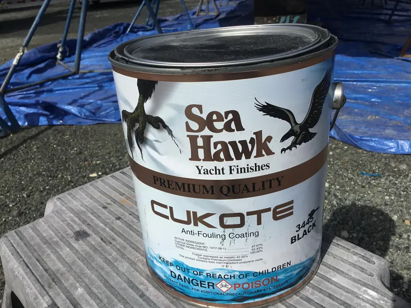 Slide: The Image of Sea Hawk Cukote Anti-Fouling Coating for Silverton 39 Motor Yacht 2005. - 43