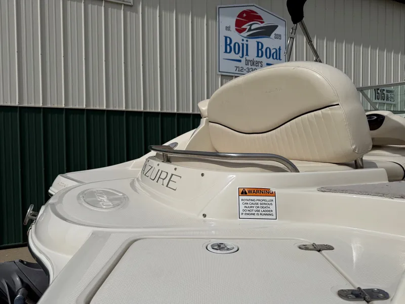 Slide: The Image of 2006 Azure AZ240 boat at Boji Boat Brokers. - 8