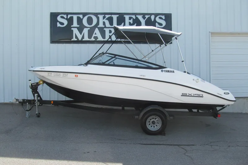 The Image of 2024 Yamaha Boats SX190 on trailer at Stokley's Marine dealership. - 0