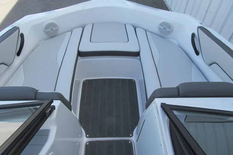 Slide: The Image of 2024 Yamaha Boats SX190 interior with spacious seating and modern design. - 8