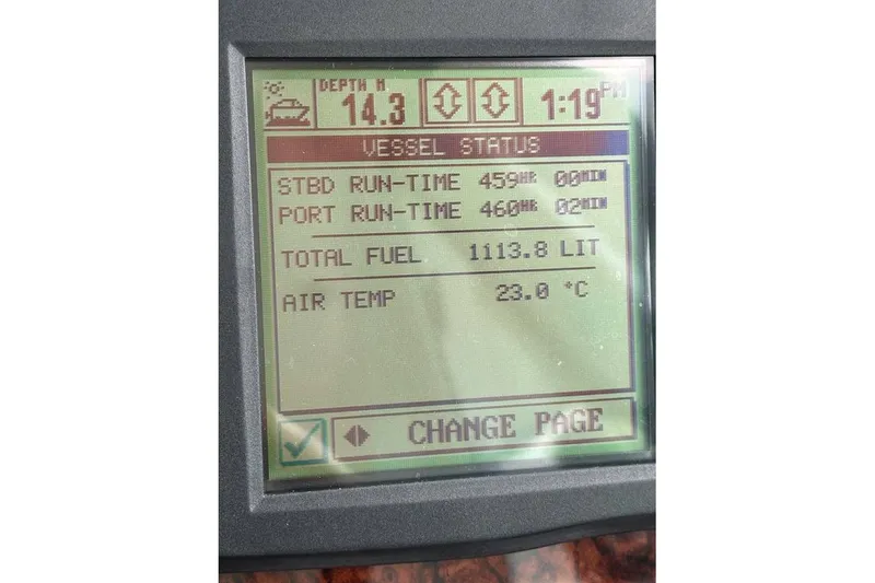 Slide: The Image of Display screen showing vessel status on 2004 Sea Ray 390 Motor Yacht. - 14