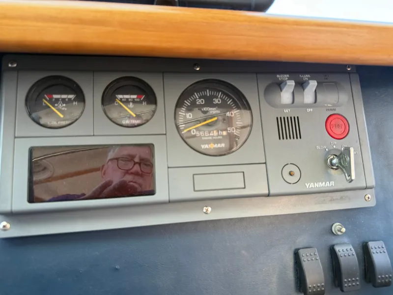 Slide: The Image of Crosswater Passagemaker 49 2001 - 44