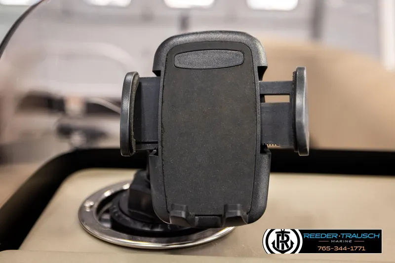 Slide: The Image of Phone holder on 2022 SUNTRACKER BASS BUGGY 18 DLX boat dashboard. - 29