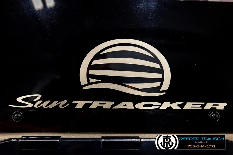 Slide: The Image of Sun Tracker logo on 2022 BASS BUGGY 18 DLX boat, Reeder-Trausch Marine branding. - 40