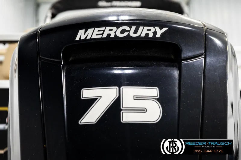 Slide: The Image of Mercury 75 horsepower engine on 2022 SUNTRACKER BASS BUGGY 18 DLX boat. - 51