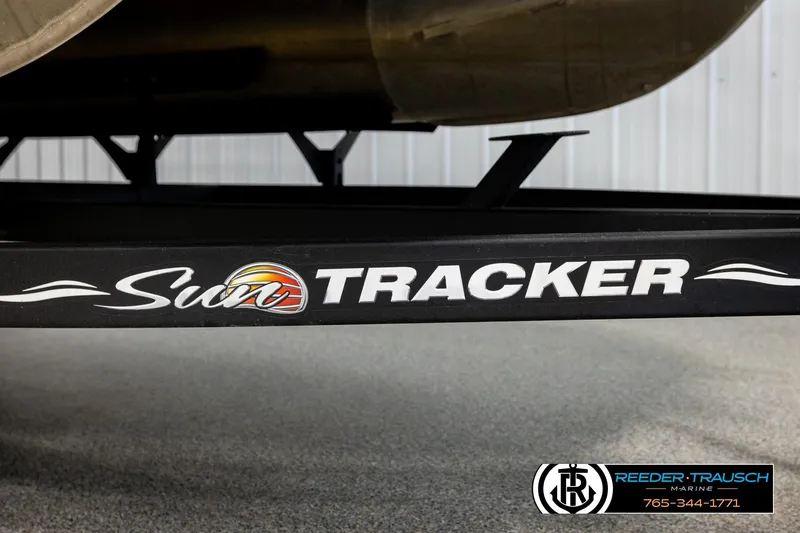 Slide: The Image of 2022 SUNTRACKER BASS BUGGY 18 DLX trailer with logo, displayed at Reeder-Trausch Marine. - 53