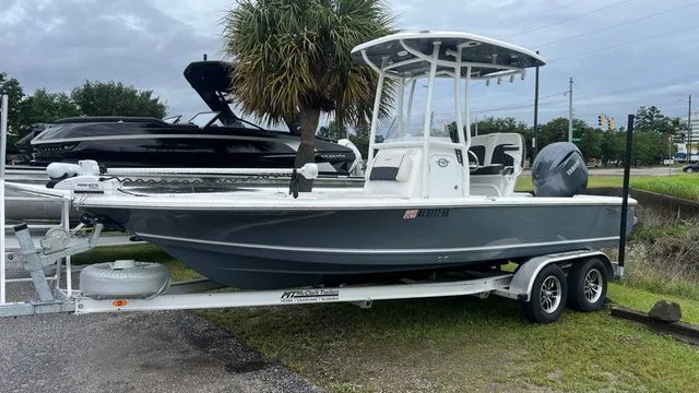The Image of Tidewater 2110 Bay Max 2025 - 1
