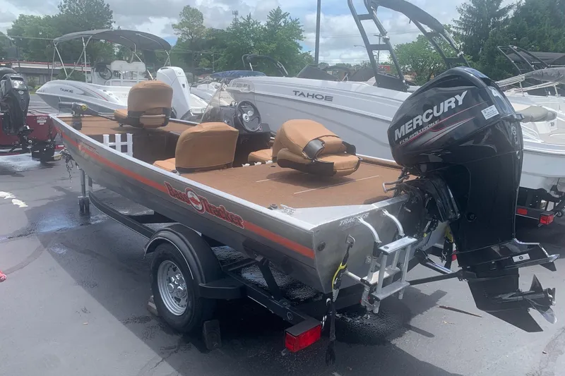 Slide: The Image of 2018 Tracker Bass Tracker 40th Anniversary Heritage Edition boat with Mercury engine. - 4
